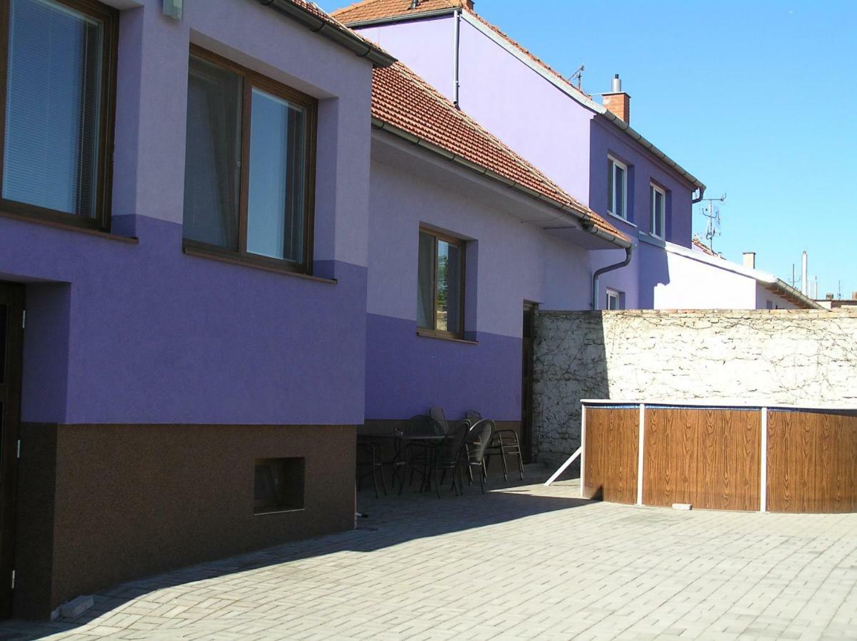 U Kocura Villa Podivin Exterior photo